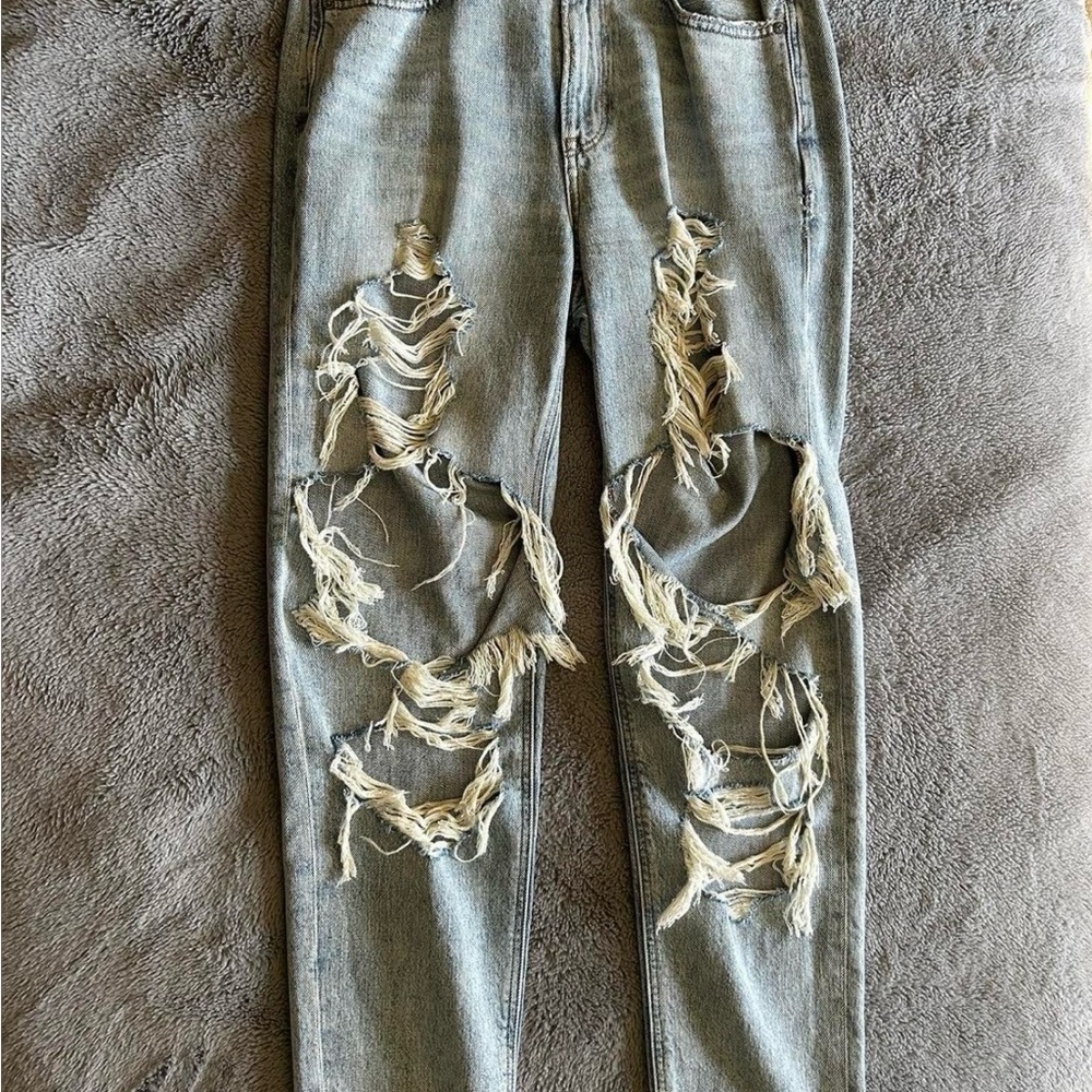American eagle mom jeans